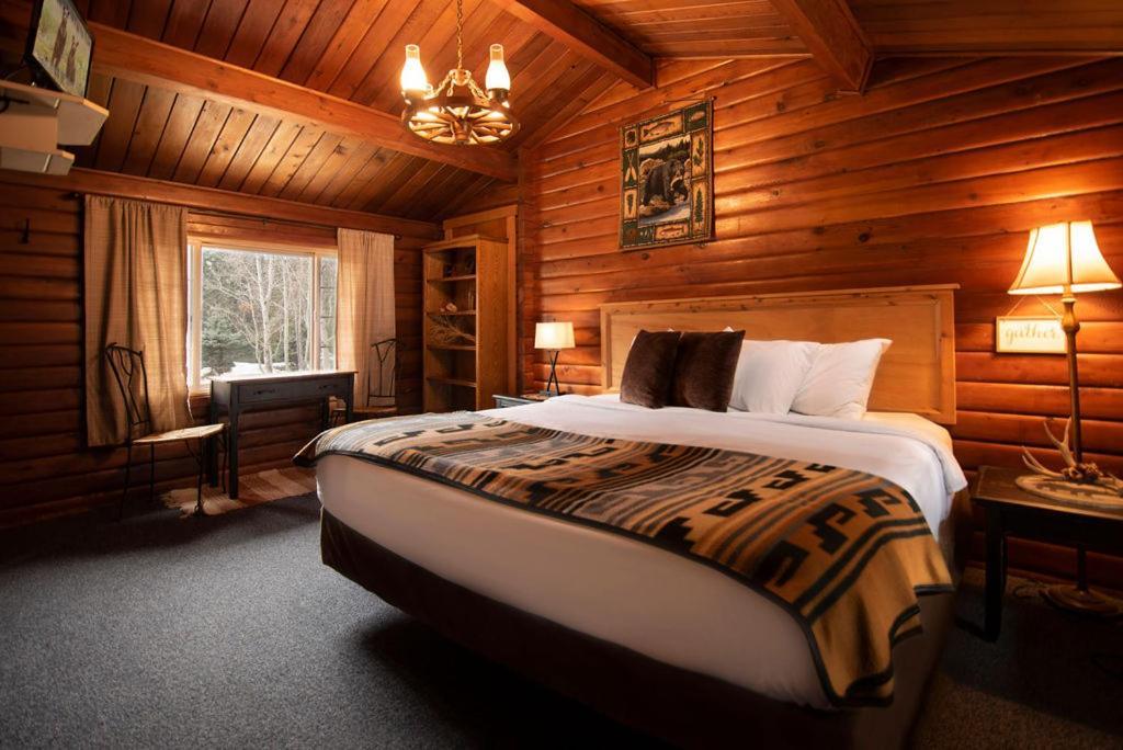 Lochsa Lodge Lolo Zimmer foto