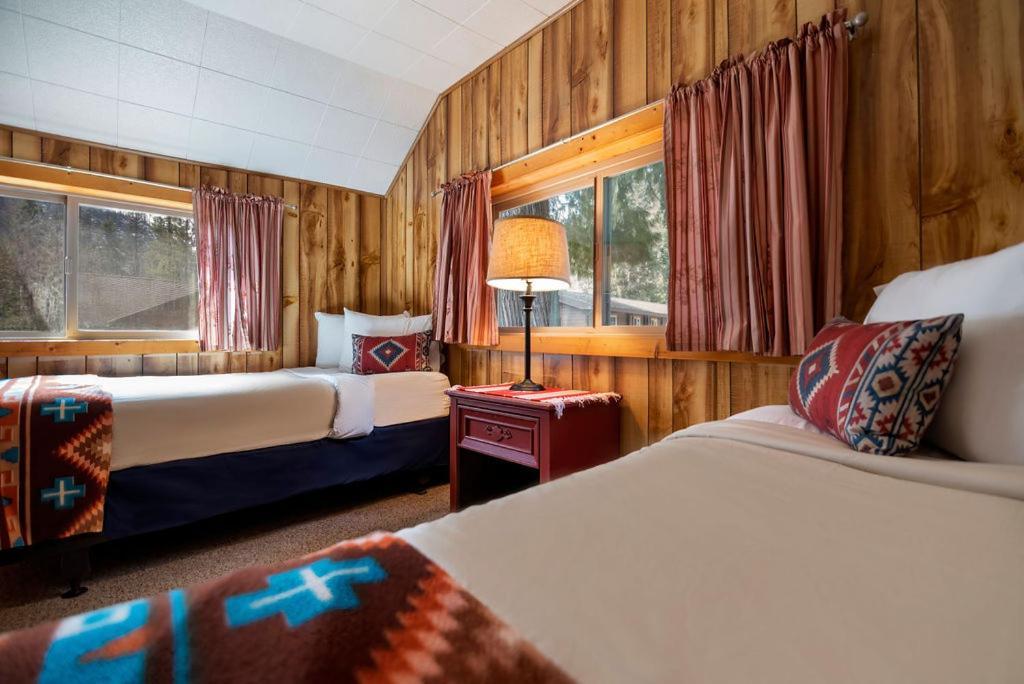 Lochsa Lodge Lolo Zimmer foto